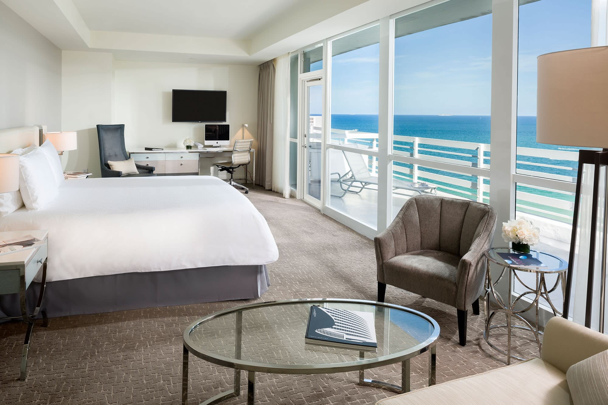 8. Fontainebleau Miami Beach Suite